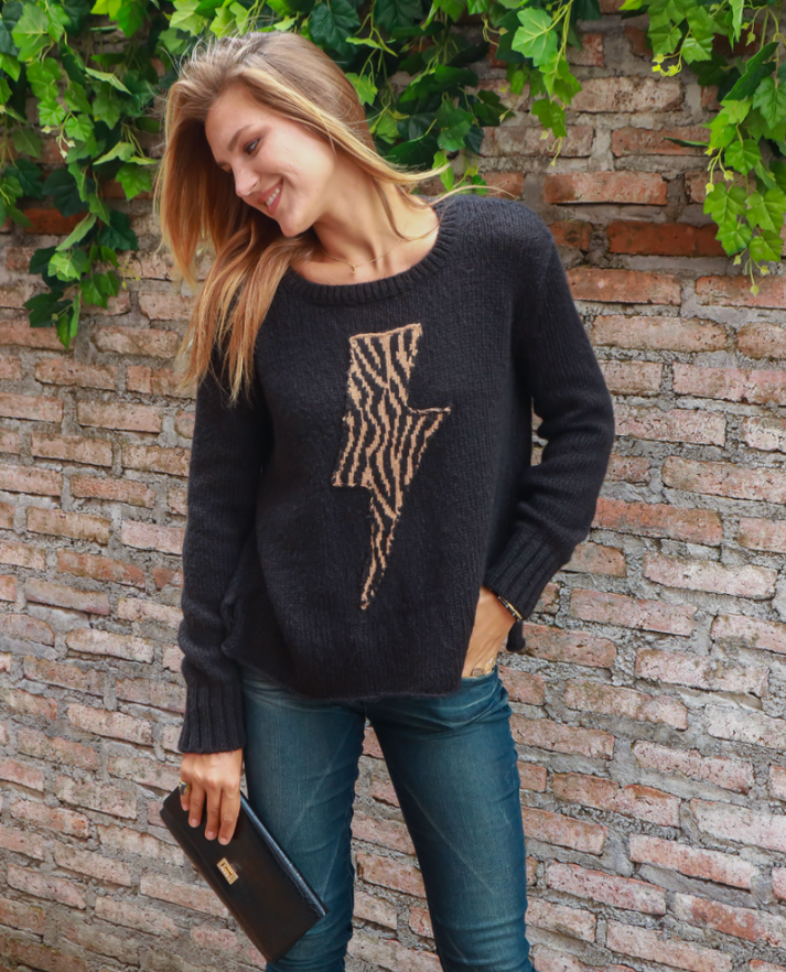 Bolt Leopard Crew