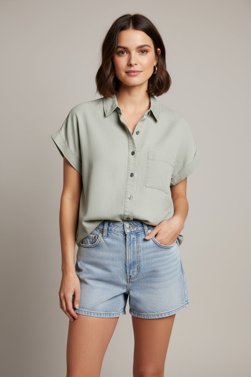 THIS CLASSIC, SHORT SLEEVED TENCEL
