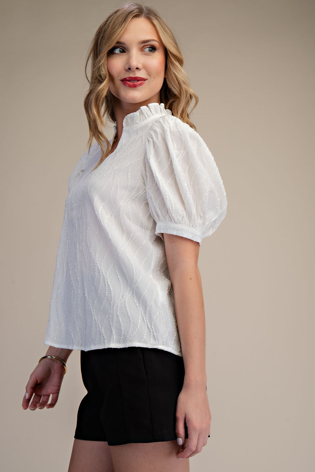 Ruffle V-Nek Puff Sleeve Top