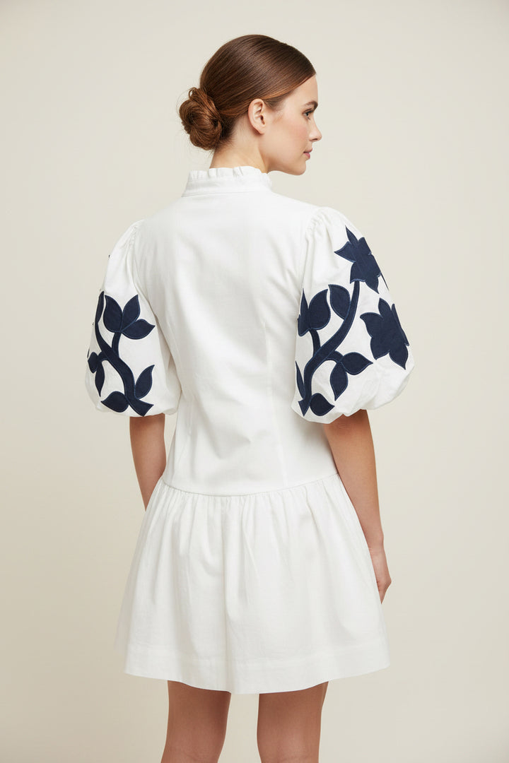 EMB PUFF SLEEVE SHORT DRESS