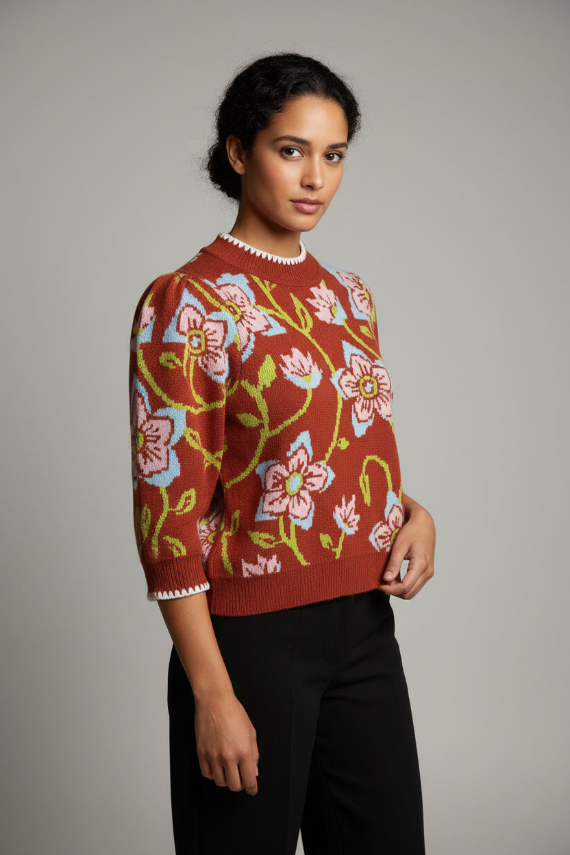 SHORT SLEEVE FLORAL PATTERNED KNIT TOP