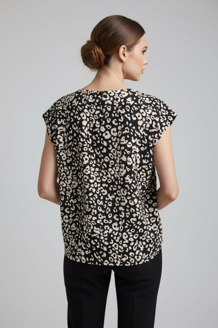 ANIMAL PRINT TOP WITH TIE STRING