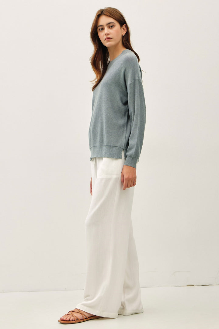 Slightly Oversized Drop Shoulder Sweater Top