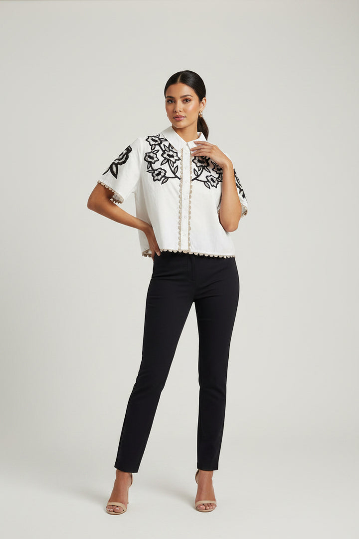 COLLARED BUTTON UP EMBROIDERY TOP