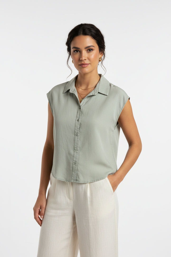 CLASSIC CUT,CAPPED SLEEVE BUTTON