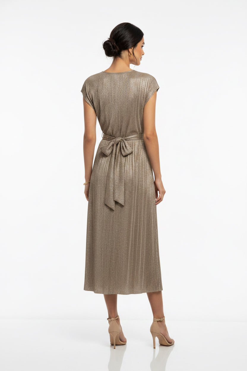 HOLIDAY KNIT SHORT SLEEVE MIDI DRESS