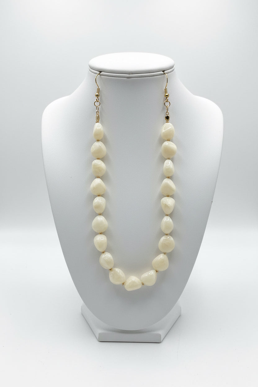 NATURAL SHAPED STONE NECKLACE SINGLE COLOR