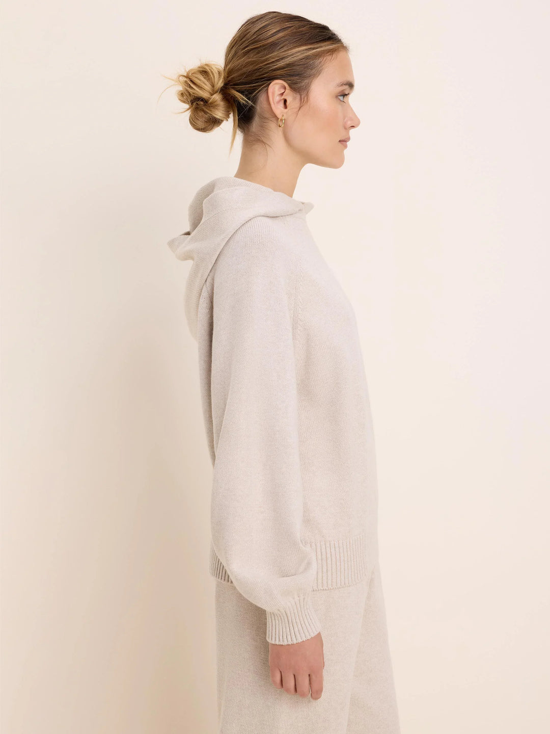 SWEATER HOODIE