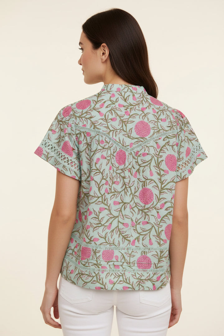 FLUTTER SLEEVE TOP
