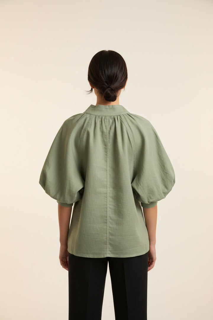 PUFF SLEEVE GOLD TONED SIDE BUTTONS TOP