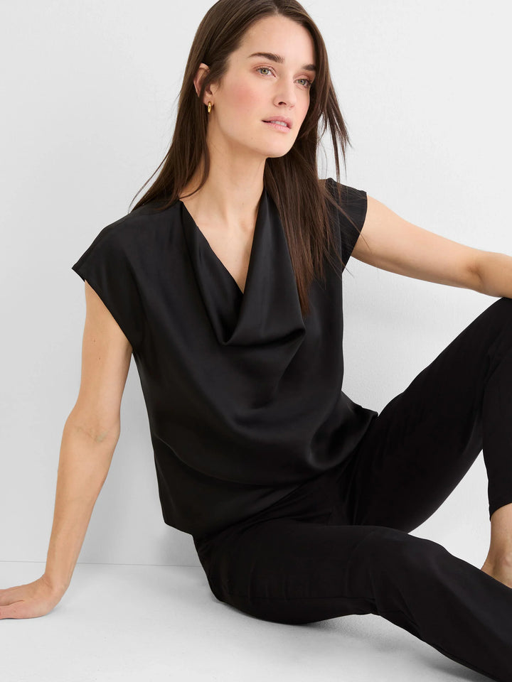 DRAPE NECK DAY GLOSS TEE