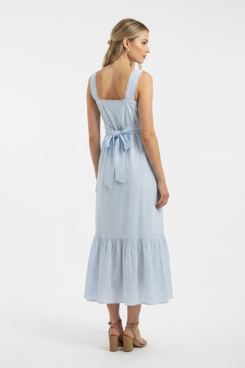 SCALLOP AND EMBROIDERED DETAIL MAXI DRESS