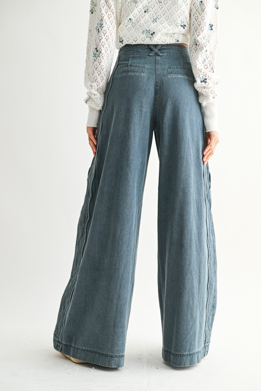 Side Scallop Denim Trousers