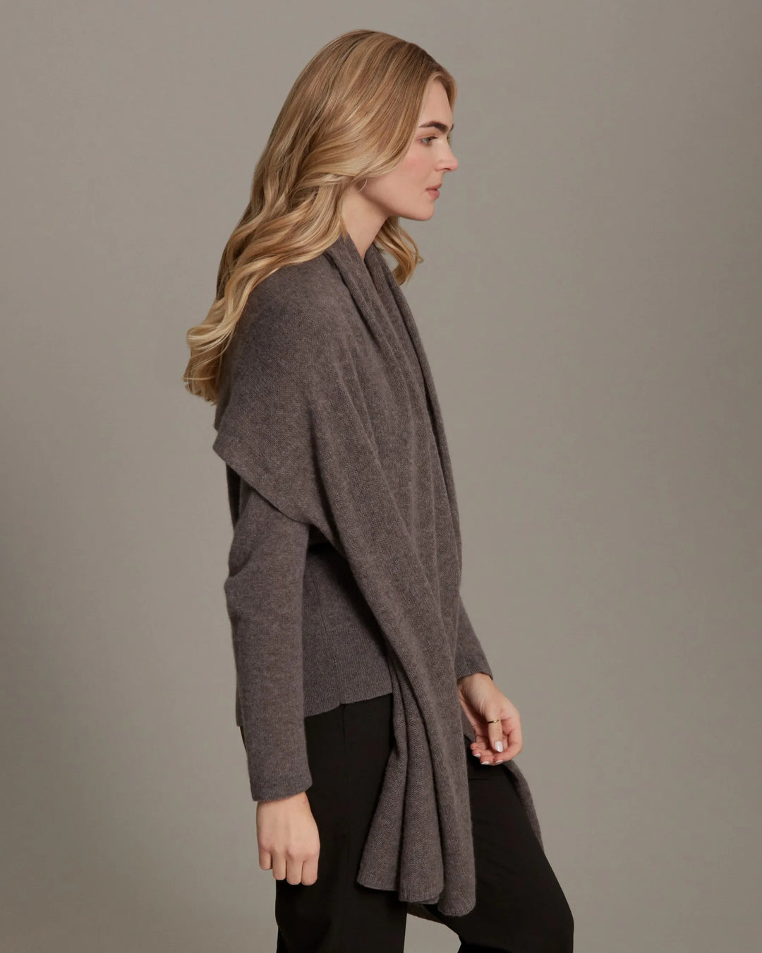 100% Cashmere Breezy Travel Trap