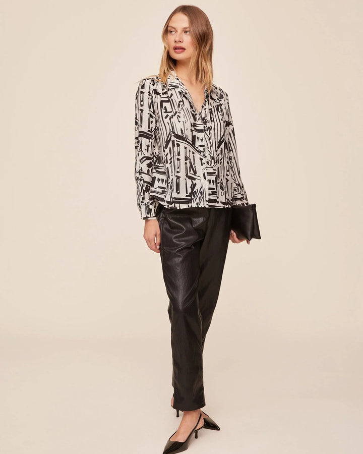 LONG SLEEVE SHIRRED SHOULDER SHIRT