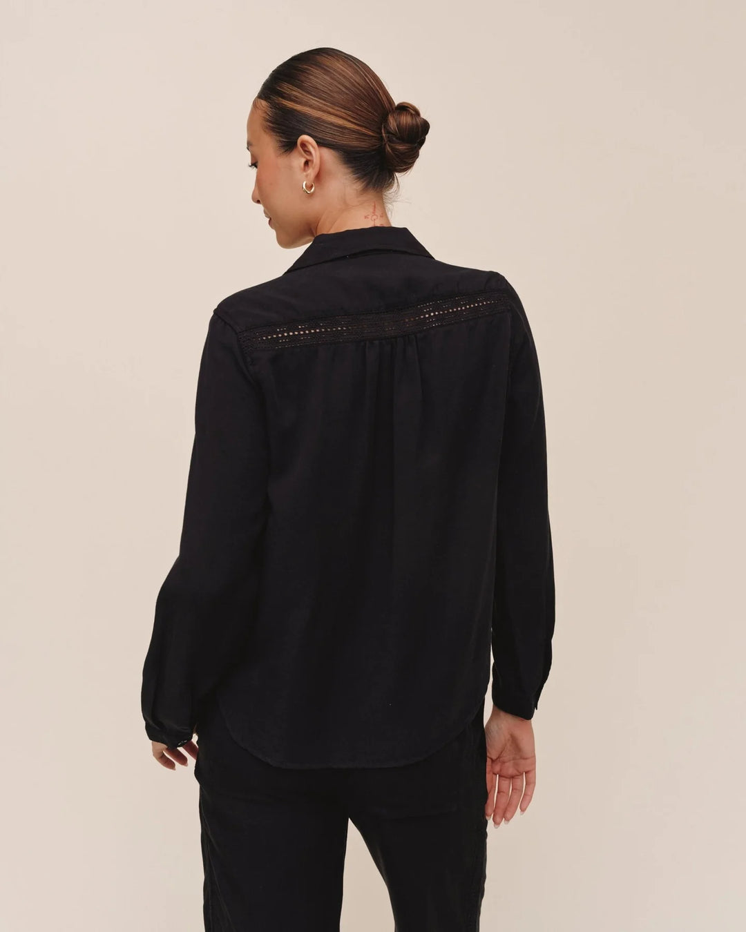 LONG SLEEVE SHIRT WITH LACE INSET