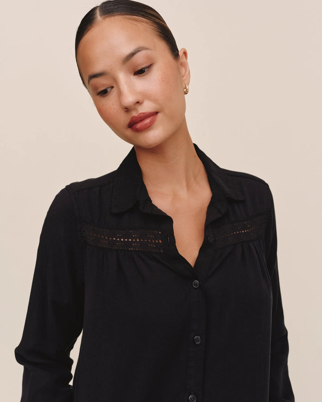 LONG SLEEVE SHIRT WITH LACE INSET