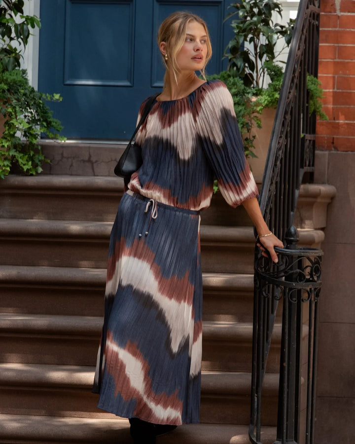 Pleated Skirt with Tie