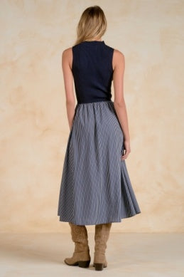 MOCK NECK SLEEVELESS MAXI DRESS