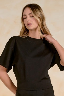 SHORT SLEEVE CREWNECK BASIC SHIRT