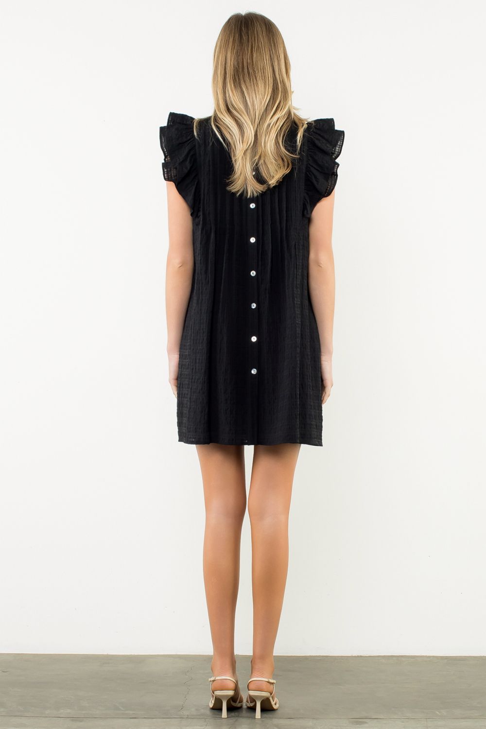 FLUTTER SLEEVE TEXTURED DRESS