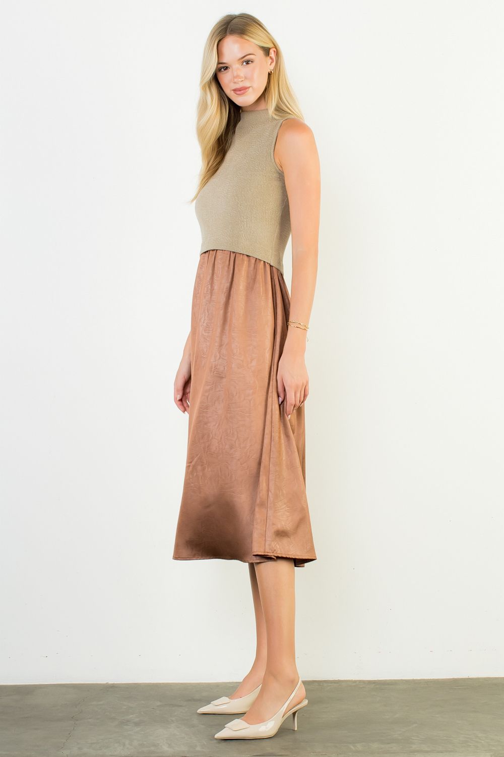 Sleeveless Mixed Media Maxi Dress