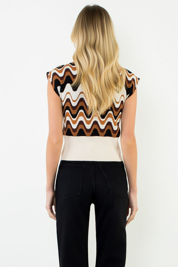 ABSTRACT VEST TOP