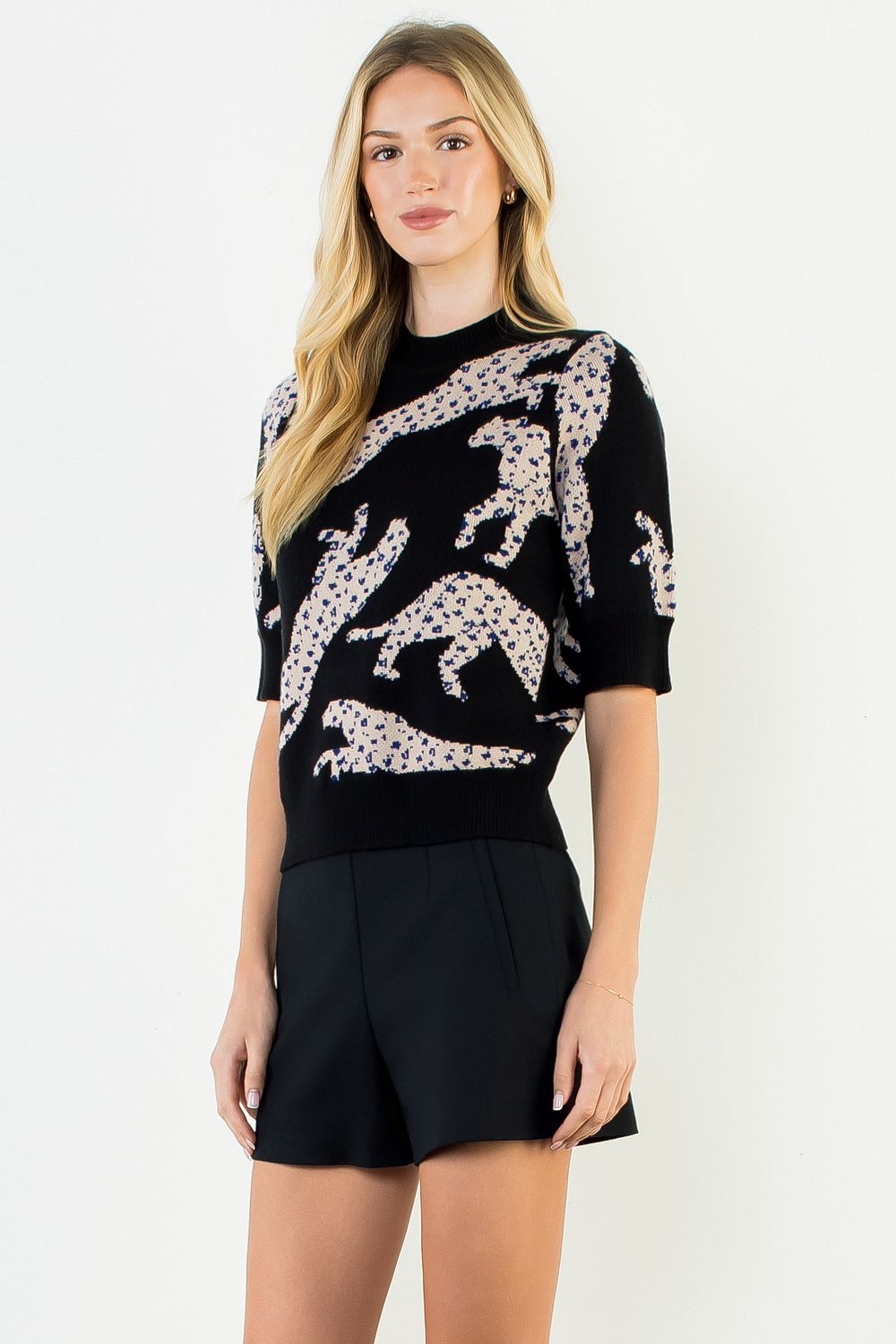 LEOPARD PRINT KNIT SWEATER