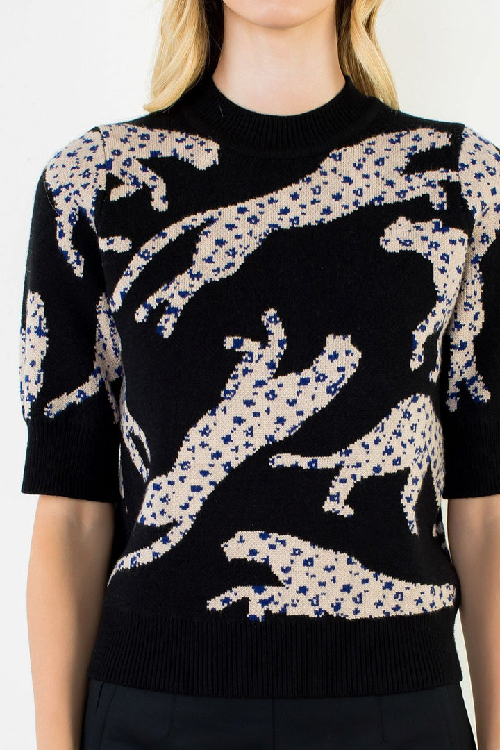 LEOPARD PRINT KNIT SWEATER